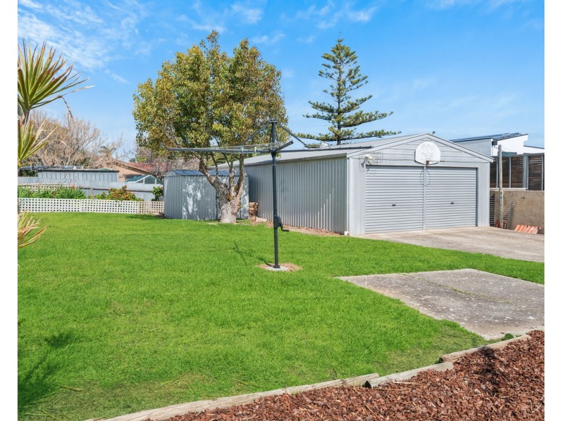 40 wootoona Avenue, Christies Beach SA 5165