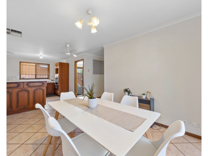 41 Nash Crescent, Morphett Vale SA 5162