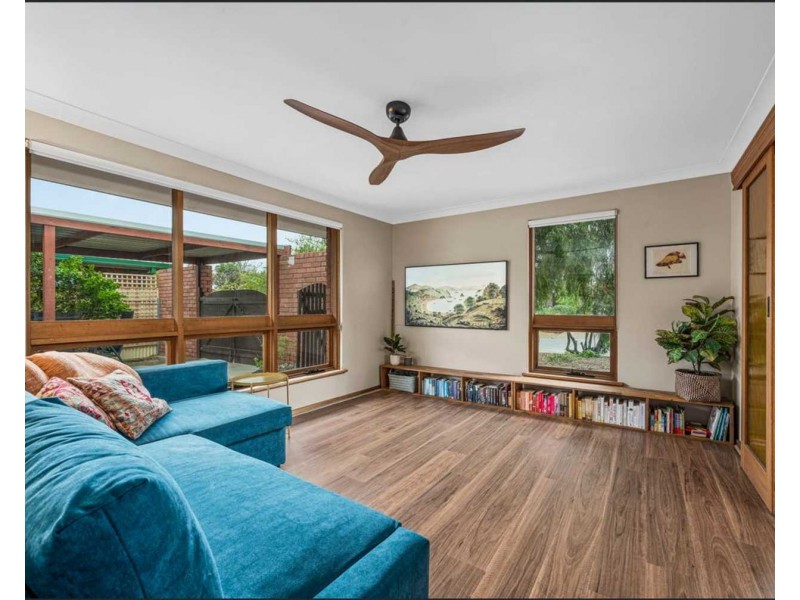 22 Pilot Crescent, Seaford SA 5169
