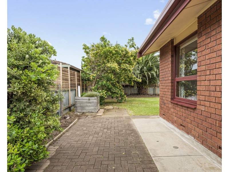 22 Pilot Crescent, Seaford SA 5169