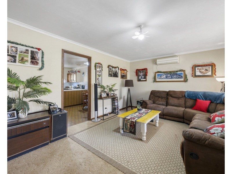 28 Minorca Crescent, Hackham West SA 5163