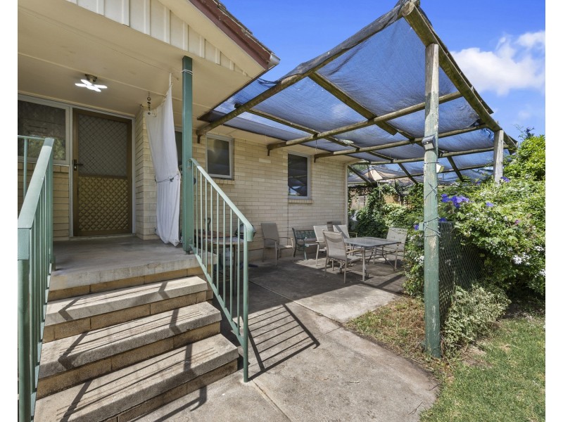 28 Minorca Crescent, Hackham West SA 5163