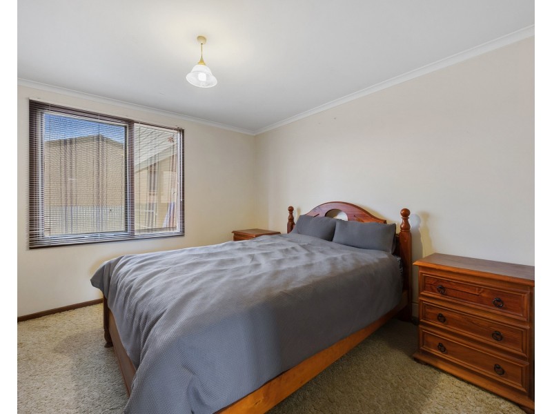 26 Minorca Crescent, Hackham West SA 5163
