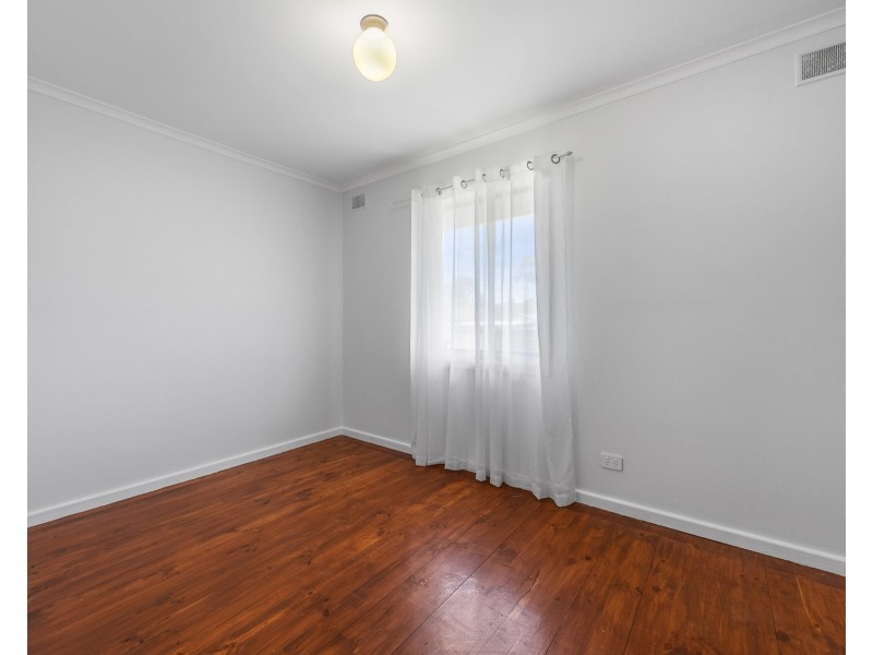 68 Elizabeth Road, Christie Downs SA 5164