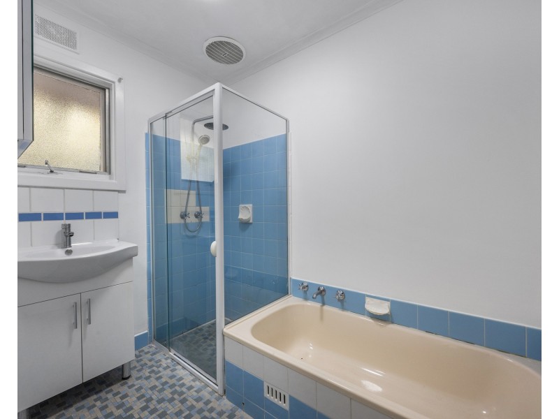 68 Elizabeth Road, Christie Downs SA 5164