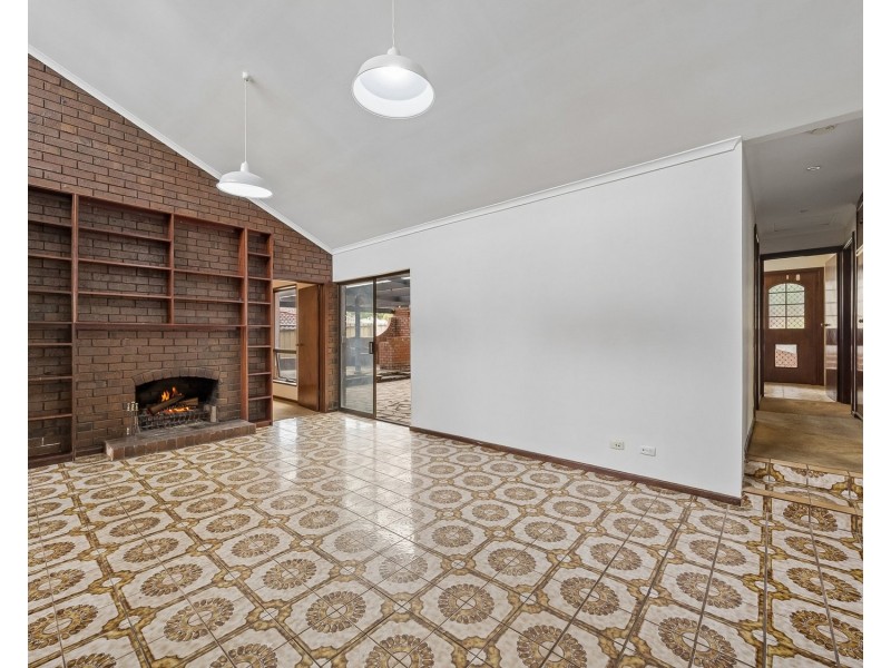 8 Ginkgo Street, Hallett Cove SA 5158