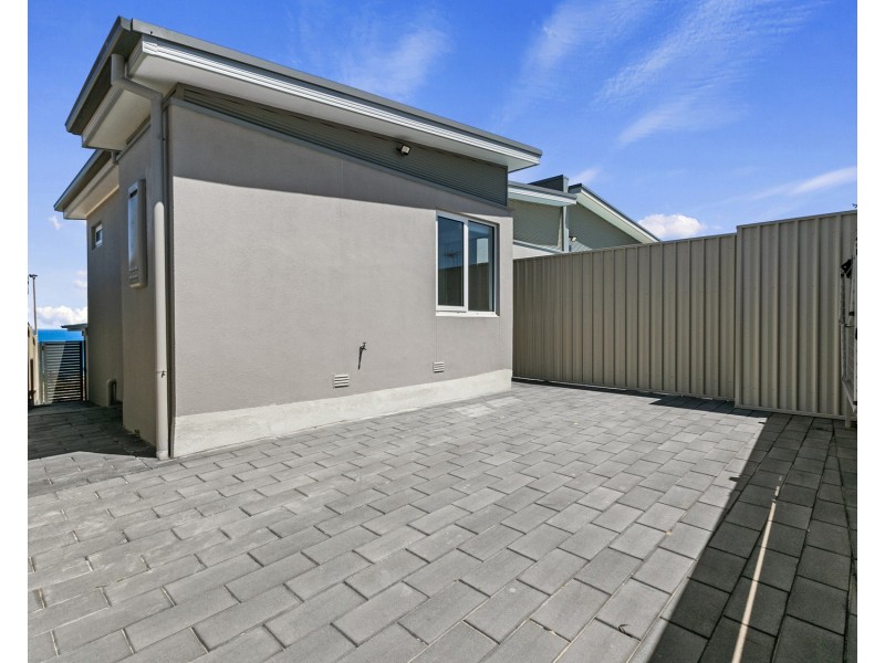 11B Tingira Drive, O’sullivan Beach SA 5166