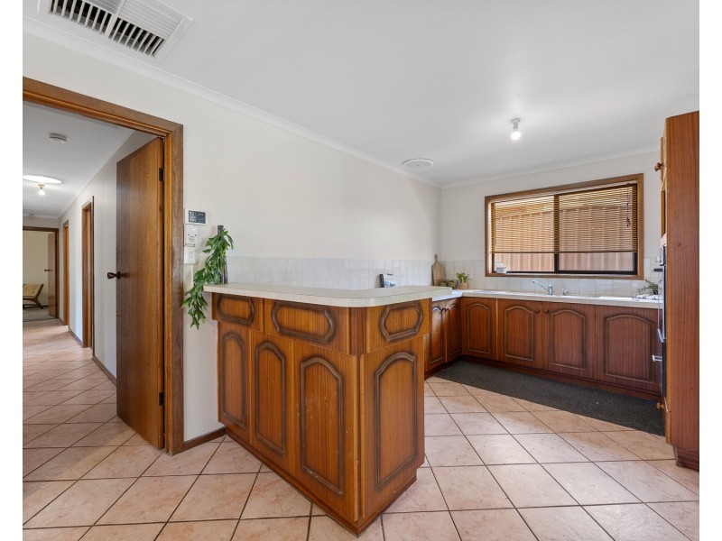 41 Nash Crescent, Morphett Vale SA 5162