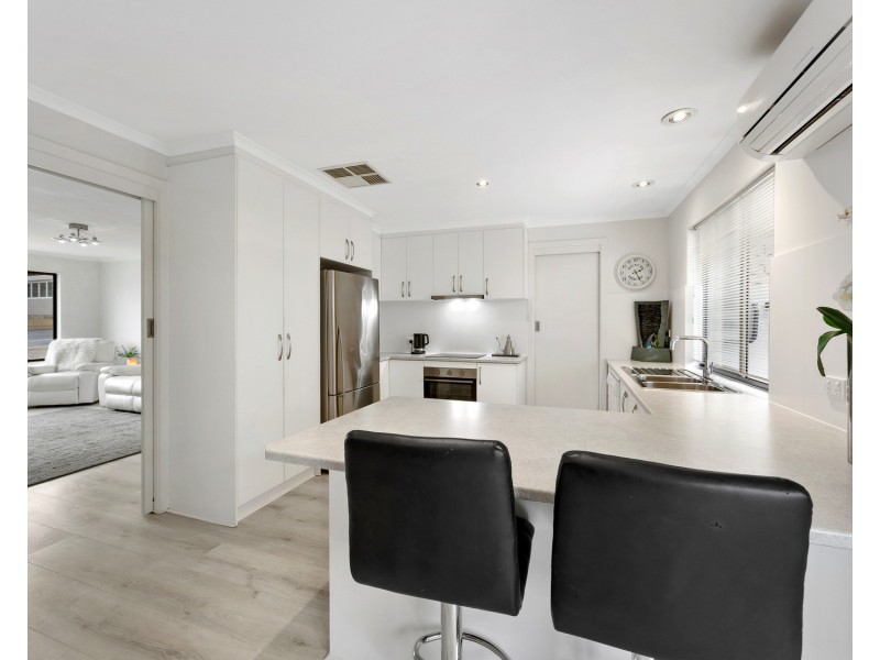 4 Gulfview Road, Christies Beach SA 5165