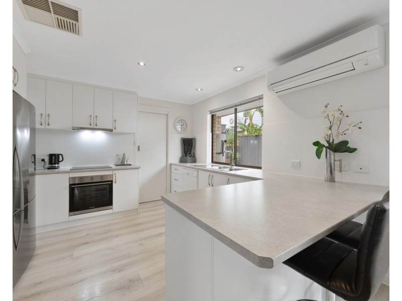 4 Gulfview Road, Christies Beach SA 5165