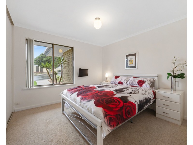 4 Gulfview Road, Christies Beach SA 5165