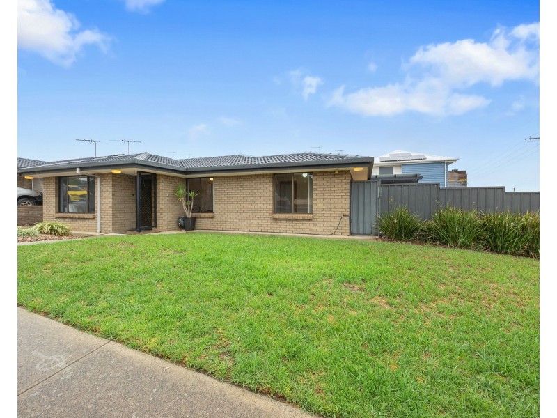4 Gulfview Road, Christies Beach SA 5165