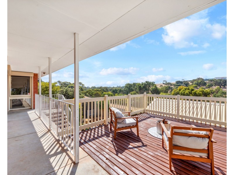 9 Bruno Court, Christie Downs SA 5164