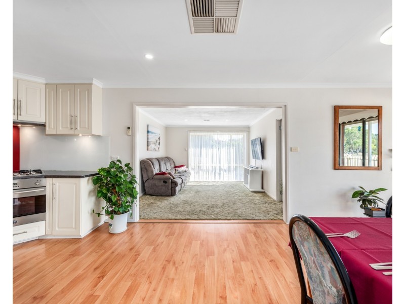 9 Bruno Court, Christie Downs SA 5164