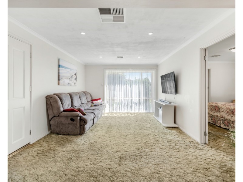 9 Bruno Court, Christie Downs SA 5164