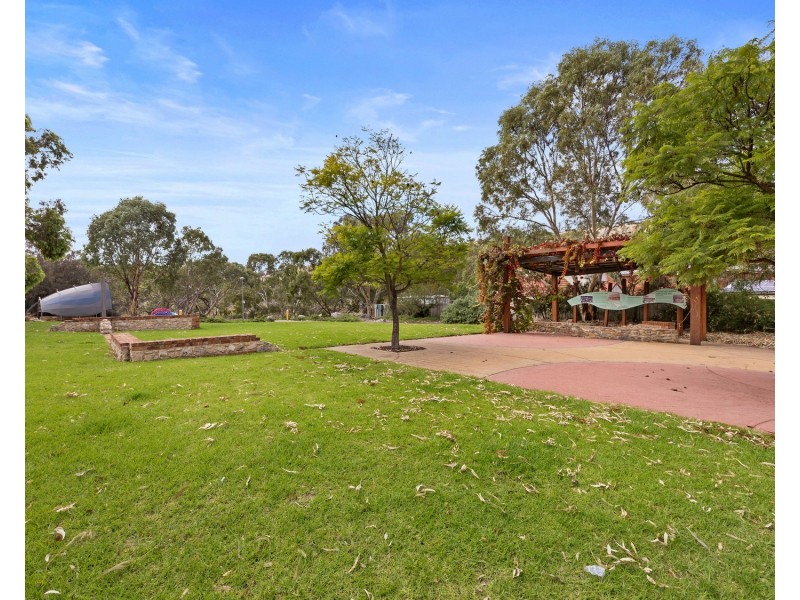 66 Paringa Parade, Old Noarlunga SA 5168