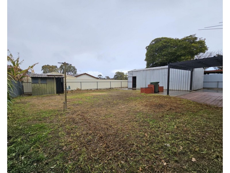 20 Radcliffe Grove, Christie Downs SA 5164
