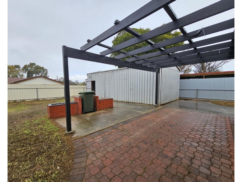 20 Radcliffe Grove, Christie Downs SA 5164