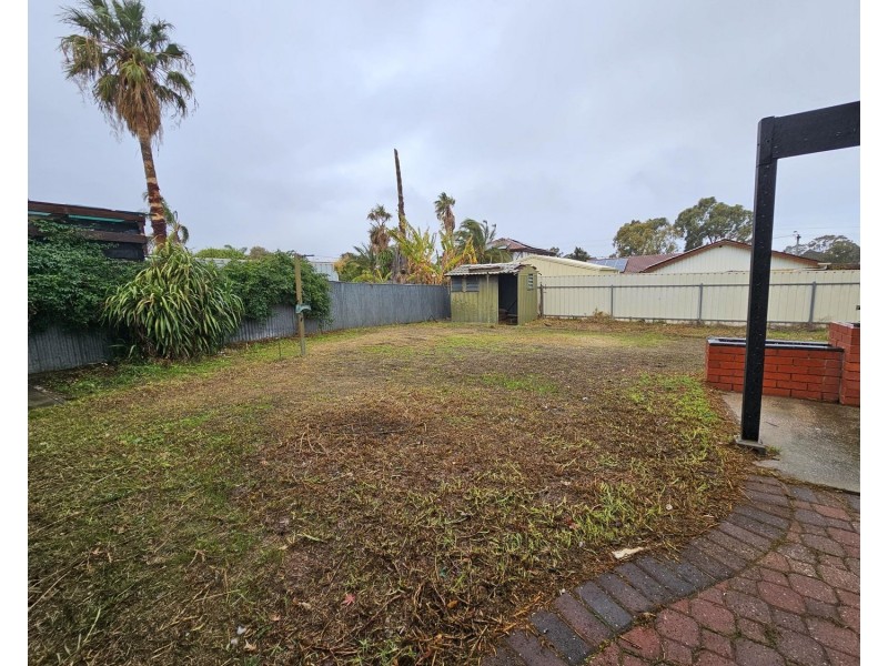 20 Radcliffe Grove, Christie Downs SA 5164