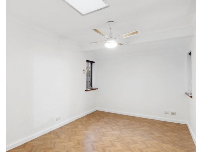 95 Black Road, Flagstaff Hill SA 5159