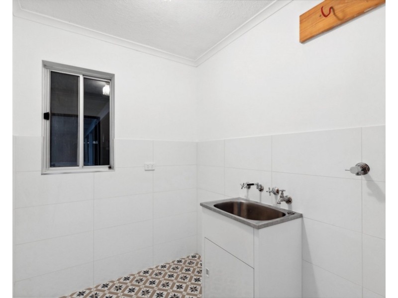 95 Black Road, Flagstaff Hill SA 5159