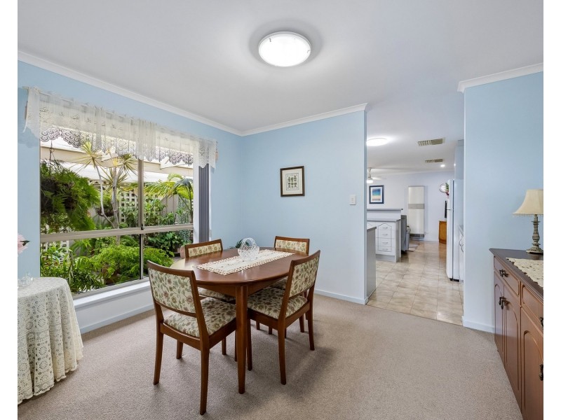 8 Churston Place, Moana SA 5169