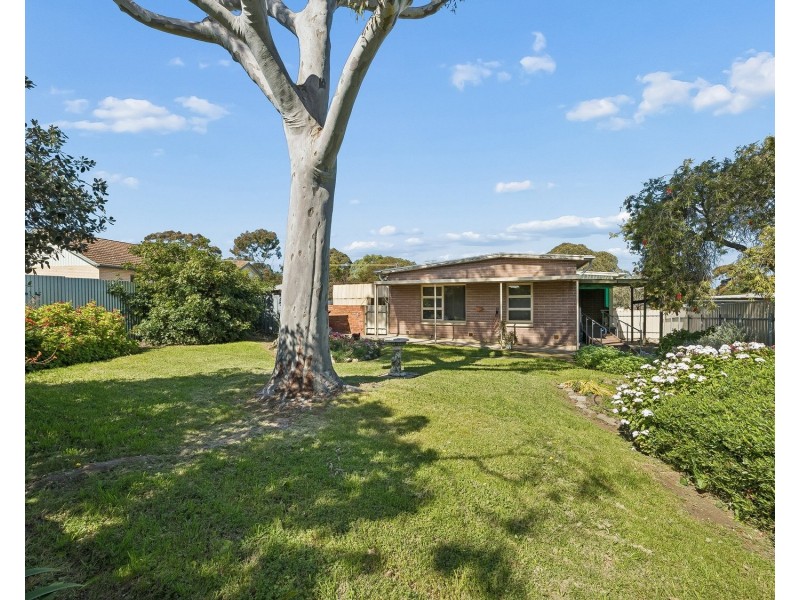 9 Taralga Road, O’sullivan Beach SA 5166