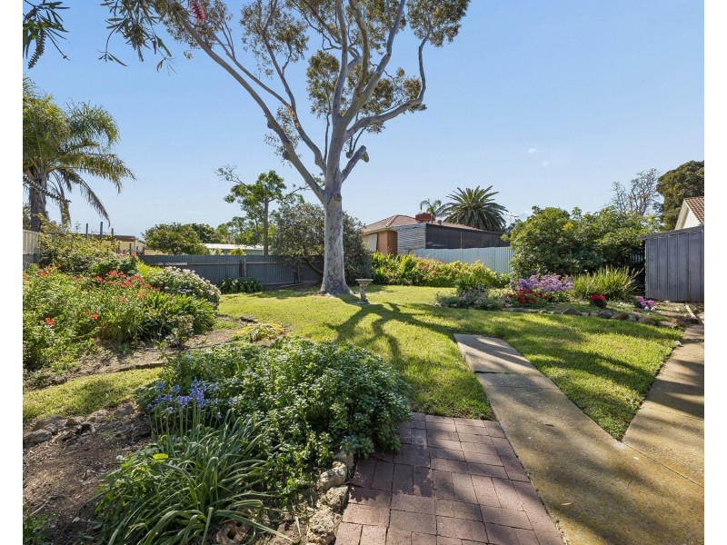 9 Taralga Road, O’sullivan Beach SA 5166