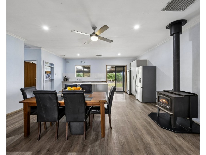 304 Upper Pennys Hill Road, Onkaparinga Hills SA 5163