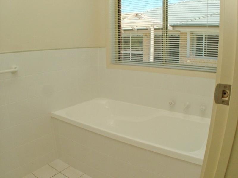 170 Grand Boulevard, Seaford Rise SA 5169