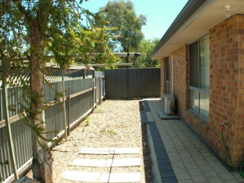 2/20 Rialto Street, Morphett Vale SA 5162