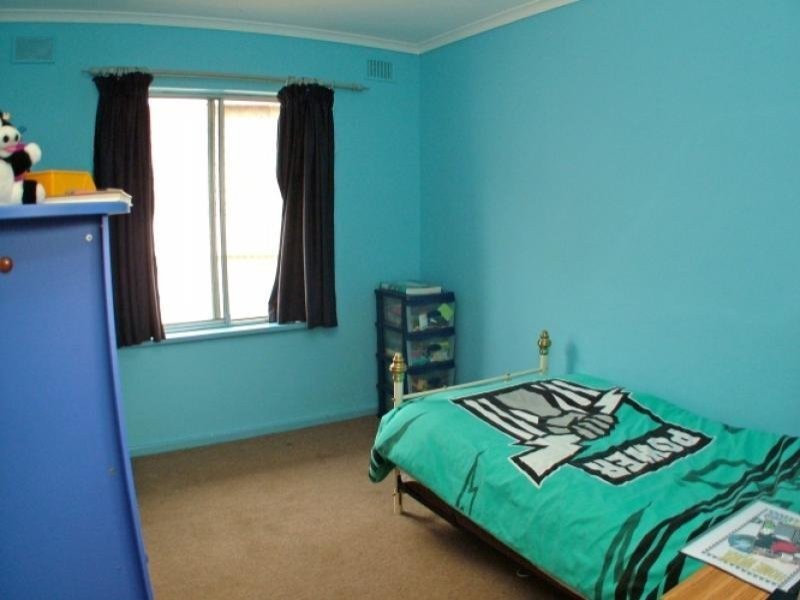 19 Sunglow Crescent, Hackham West SA 5163