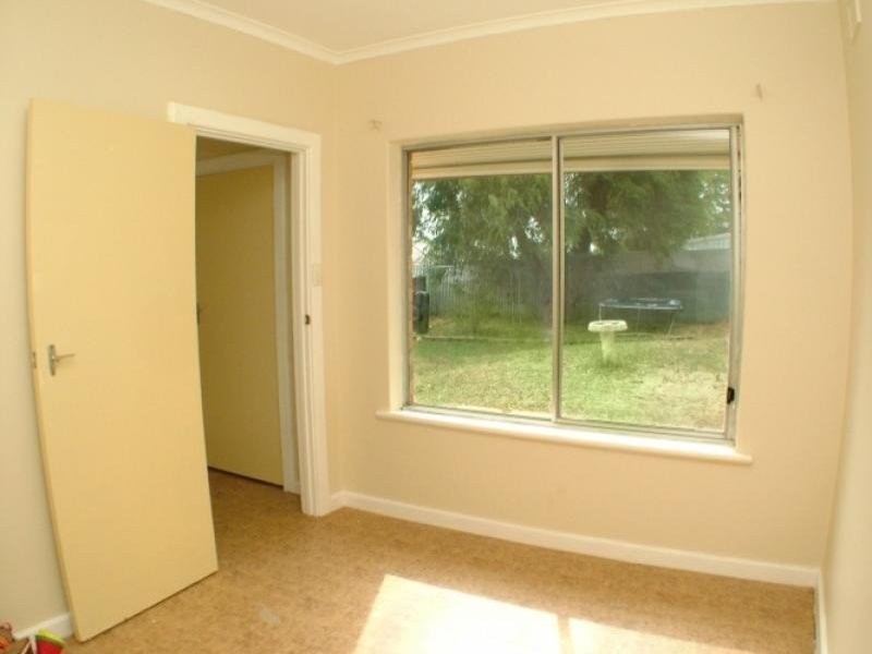 19 Sunglow Crescent, Hackham West SA 5163
