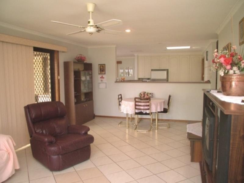 4 Bruce Avenue, Christies Beach SA 5165