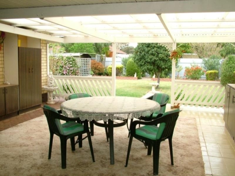 4 Bruce Avenue, Christies Beach SA 5165