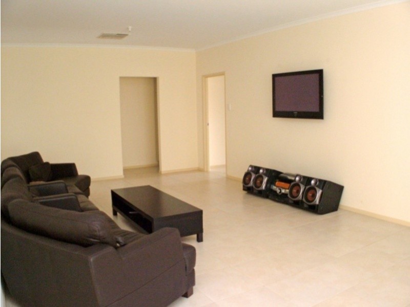 28 Edithburgh Avenue, Seaford Rise SA 5169