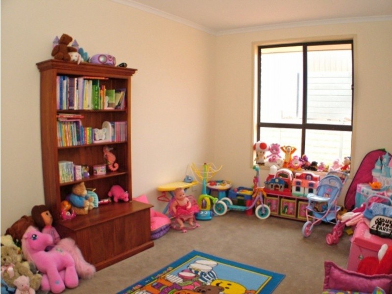 28 Edithburgh Avenue, Seaford Rise SA 5169