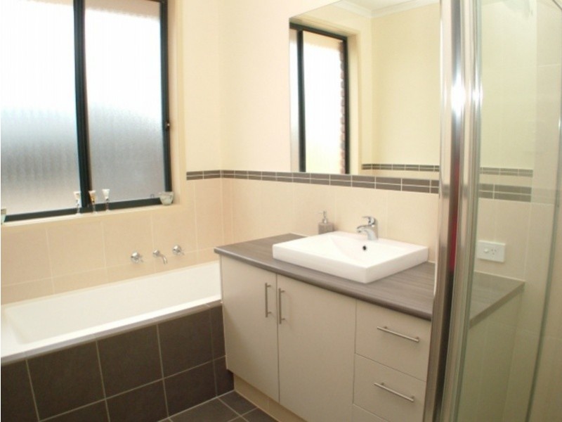 28 Edithburgh Avenue, Seaford Rise SA 5169