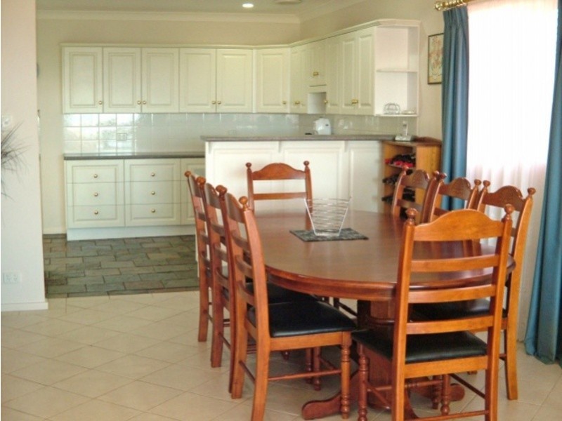 12 Dale Avenue, Christies Beach SA 5165