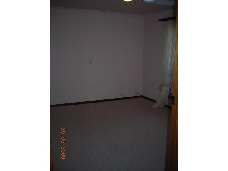 15 Delamere Avenue, Woodcroft SA 5162