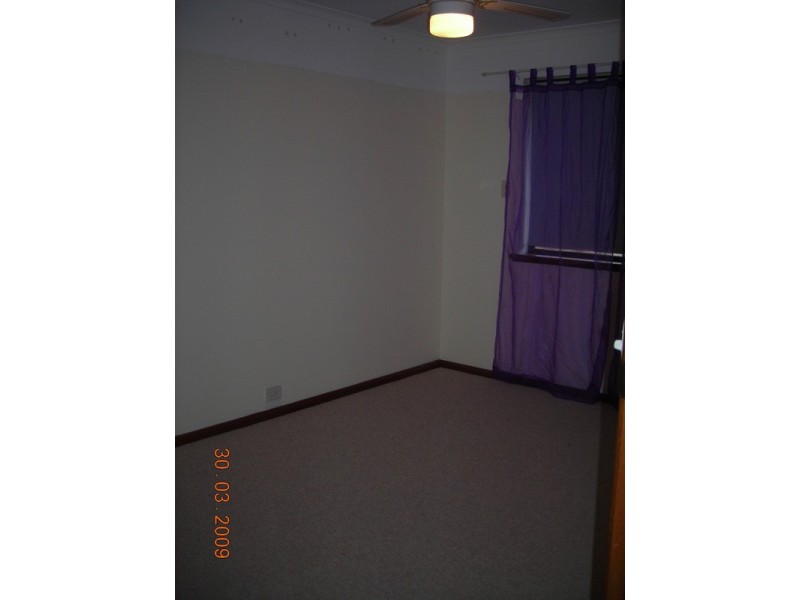 15 Delamere Avenue, Woodcroft SA 5162