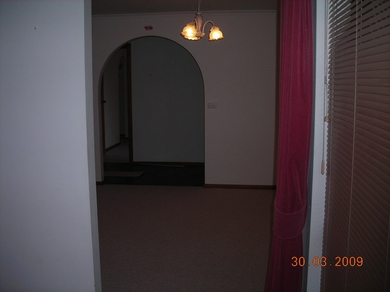 15 Delamere Avenue, Woodcroft SA 5162