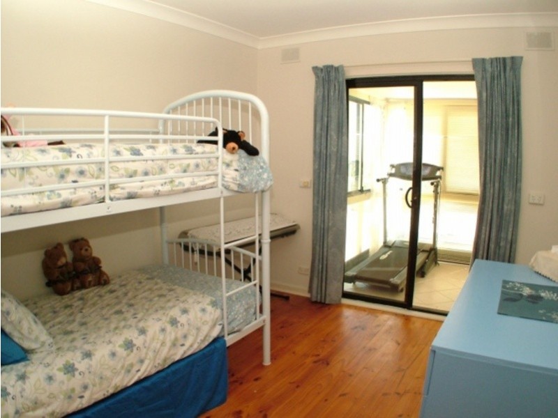 12 Dale Avenue, Christies Beach SA 5165