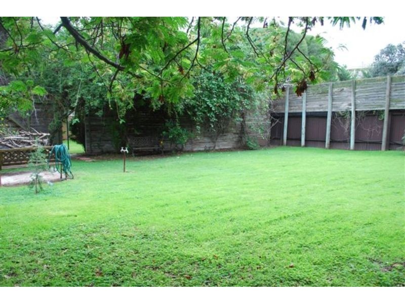 9 River Parade, Hallett Cove SA 5158