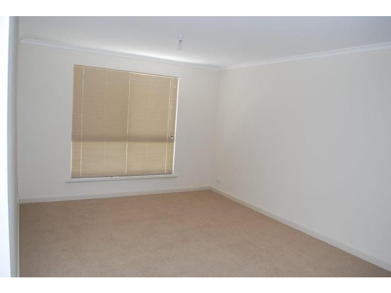 33a & 33b Taunton Parade, Christies Beach SA 5165