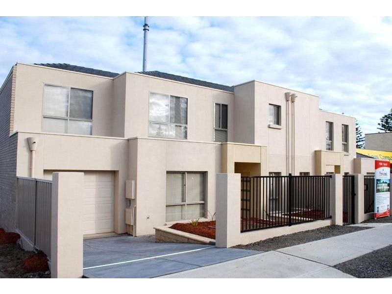 33a & 33b Taunton Parade, Christies Beach SA 5165