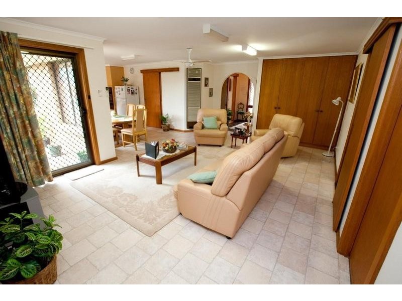 21 Robertson Road, Seaford SA 5169