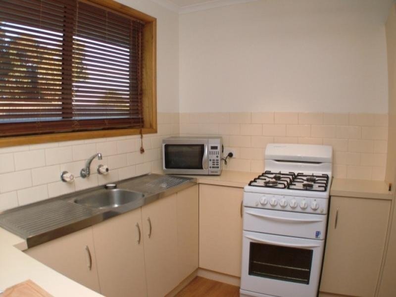 13 Cove Circuit, Seaford Rise SA 5169