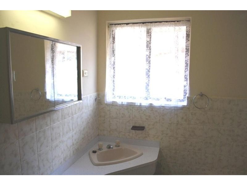 1 Parsons Avenue, Morphett Vale SA 5162