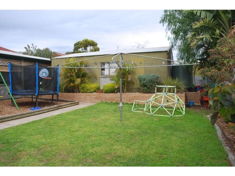 15 Kuranya Way, Morphett Vale SA 5162